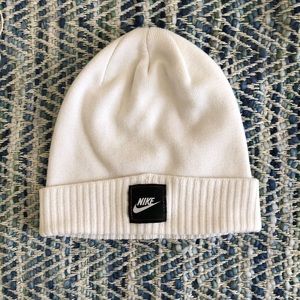 Nike futura cuff beanie